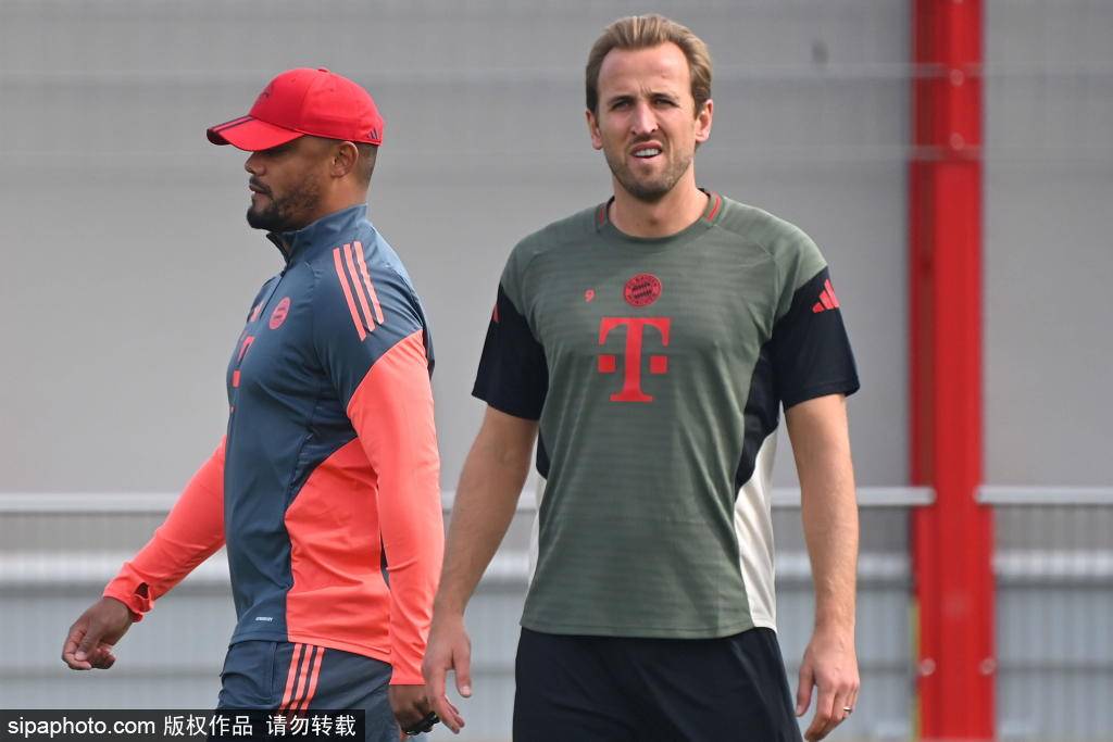 将在首场比, 欧冠赛场上 将在首场比, 欧冠赛场上