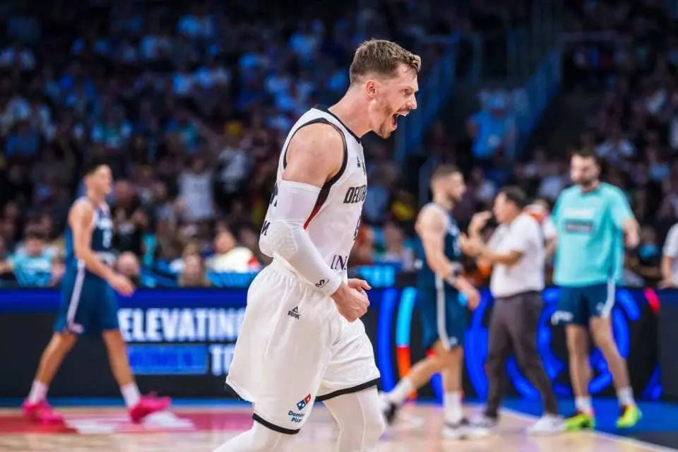 决赛中有更 决赛中有更