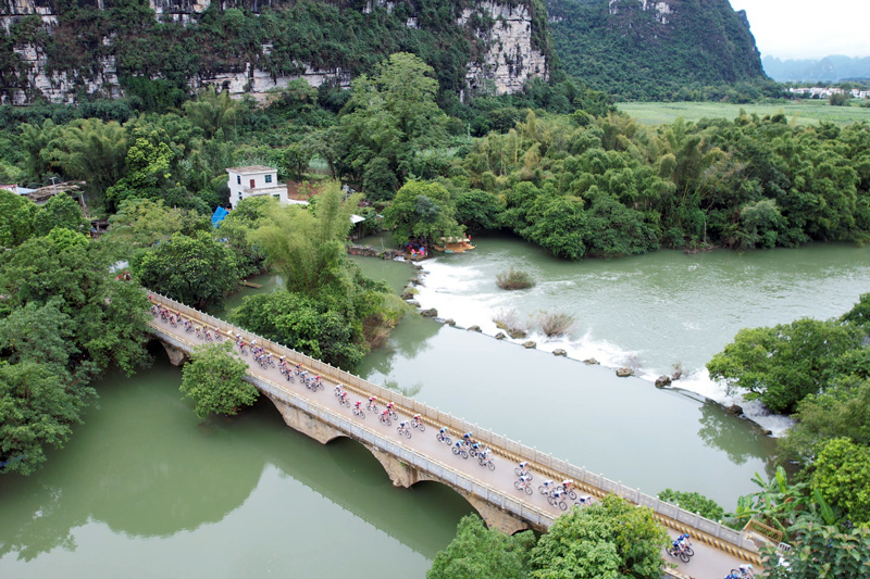 核心, 全县接待国 核心, 全县接待国