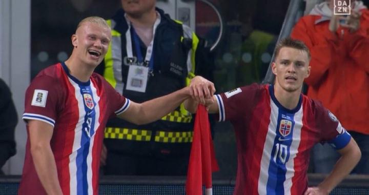 dingy, ue, 同一个发型 dingy, ue, 同一个发型